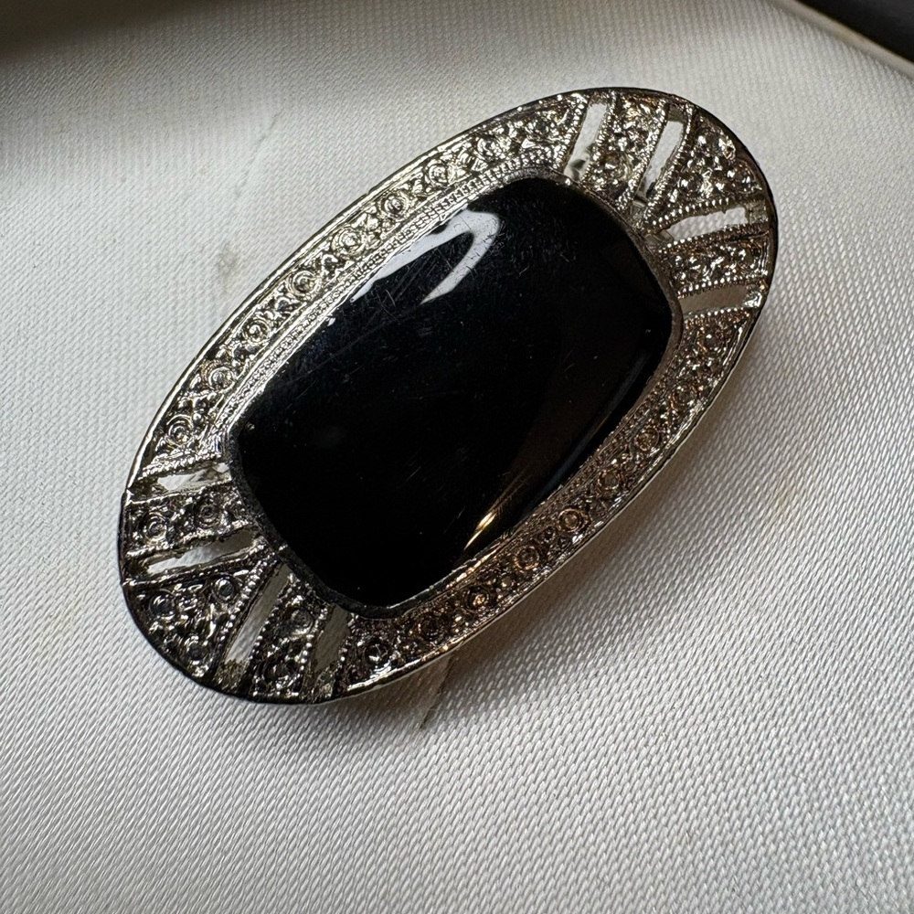 Vintage silver broach with earrings